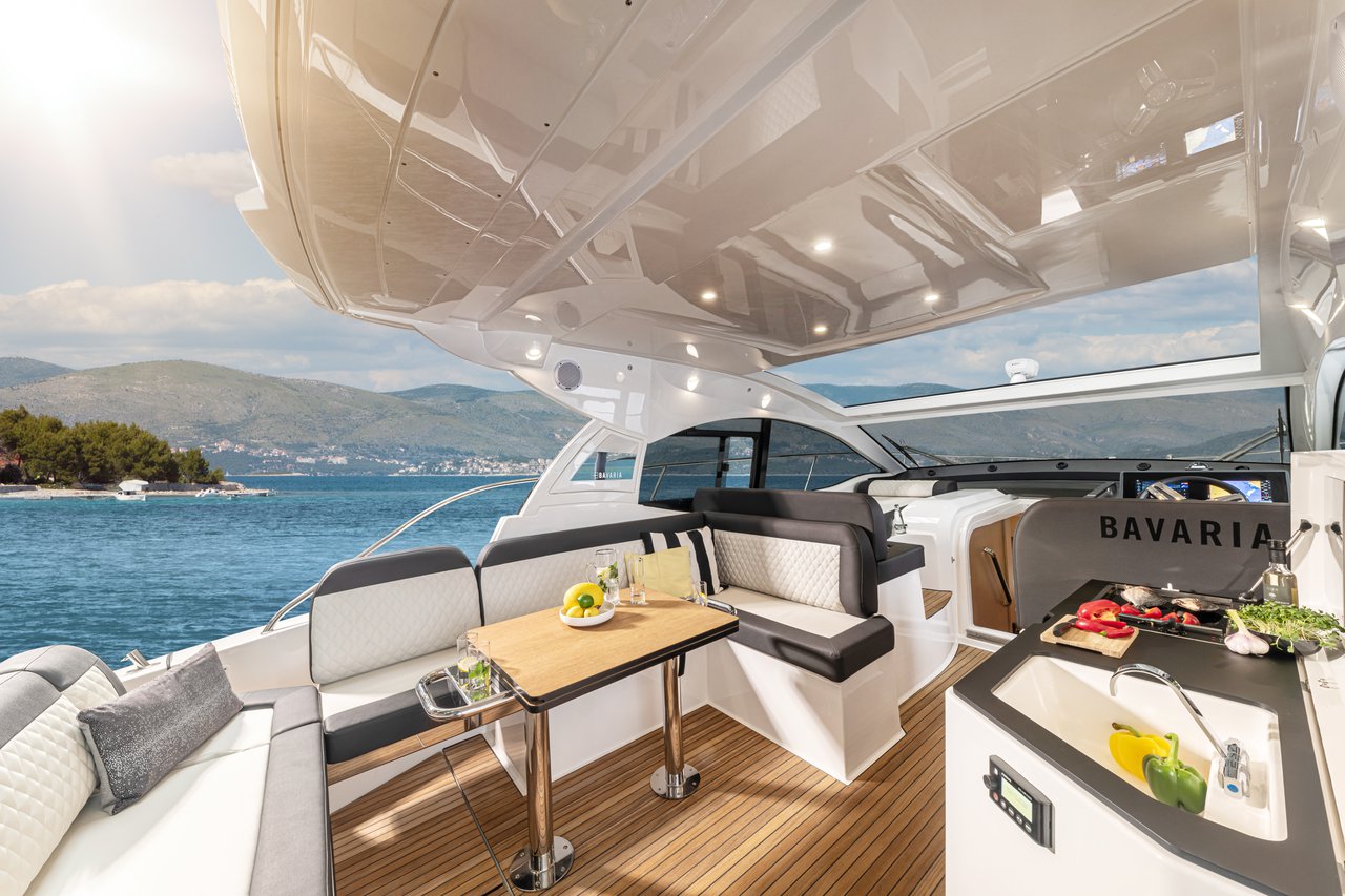 Photo #14 - Bavaria SR41 (Ivana) en Trogir - 43408
