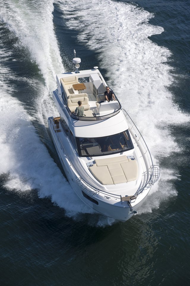 Photo #3 - Bavaria Virtess 420 Fly (Lana) en Trogir - 43410