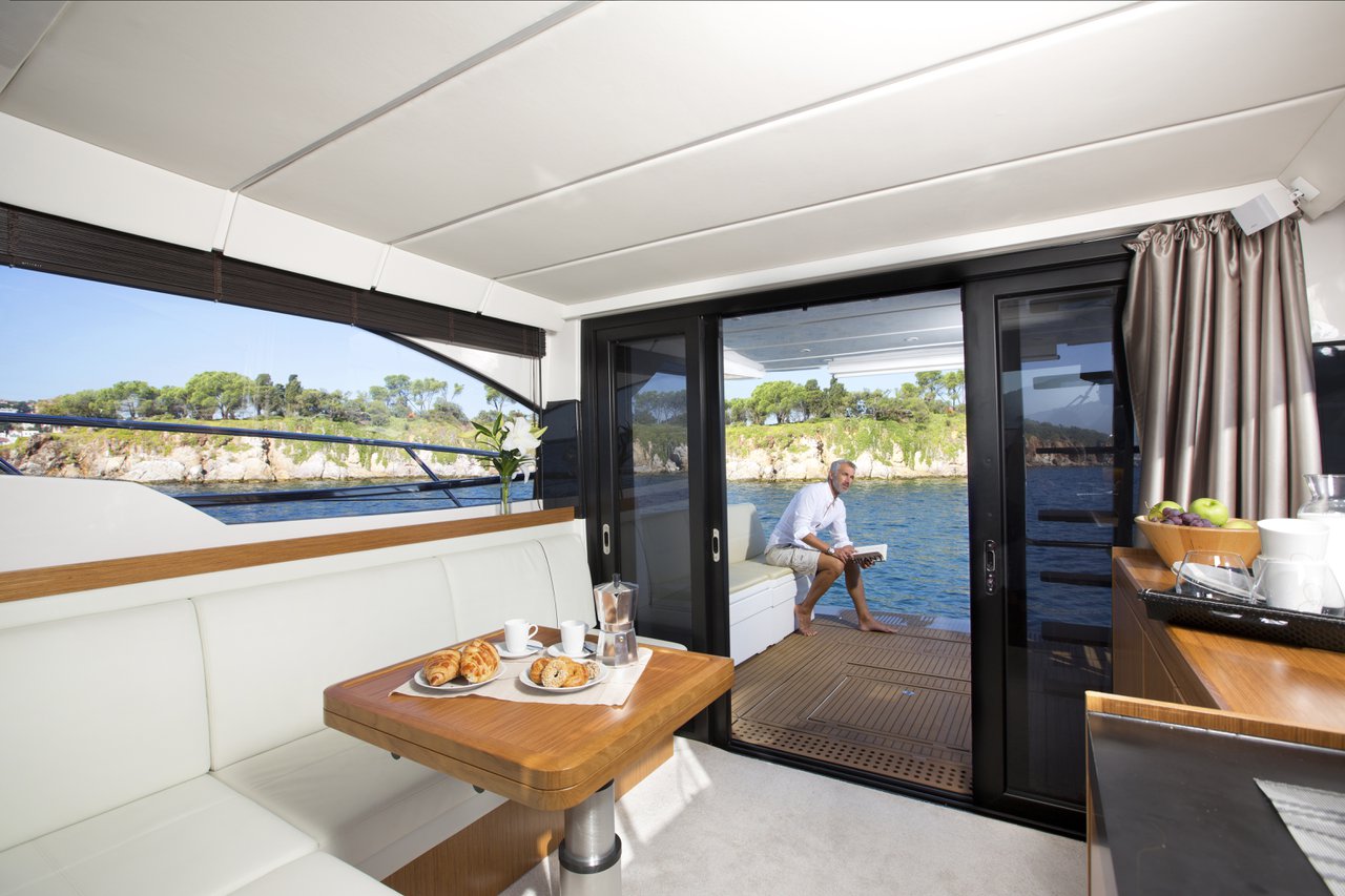 Photo #13 - Bavaria Virtess 420 Fly (Lana) en Trogir - 43410