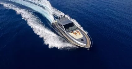 Pearlsea 56 Coupe (Silver Arrow)  - 2