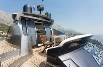 Pearlsea 56 Coupe (Silver Arrow)  - 4
