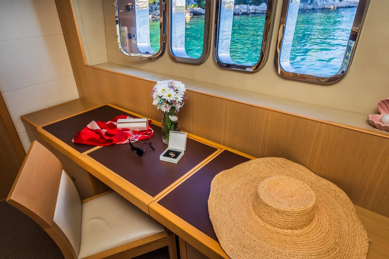 Princess V78 (Gitana II)  - 22