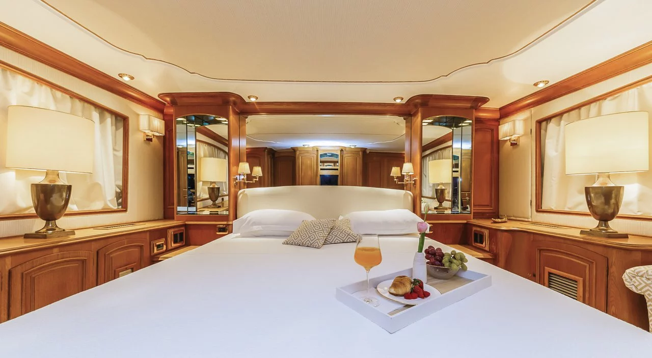 Benetti Classsic 115 (To Je To)  - 13