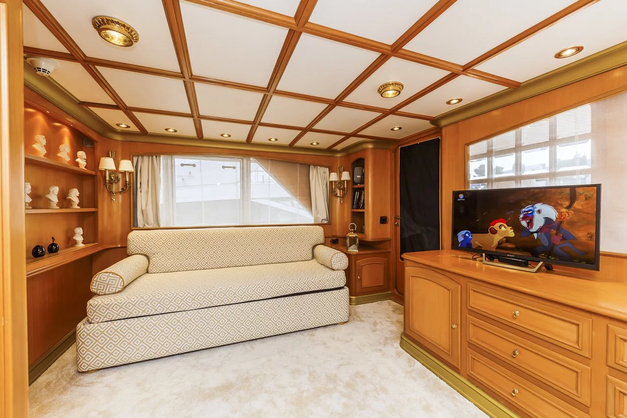 Benetti Classsic 115 (To Je To)  - 18