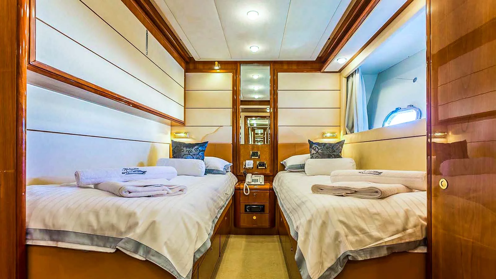 Ferretti Yachts 880 - 4. cab (Miss Katarina)  - 15