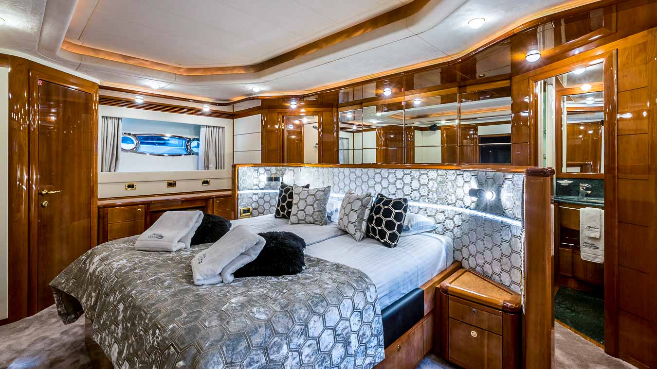Photo #17 - Ferretti Yachts 880 - 4. cab (Miss Katarina) en Trogir - 43434