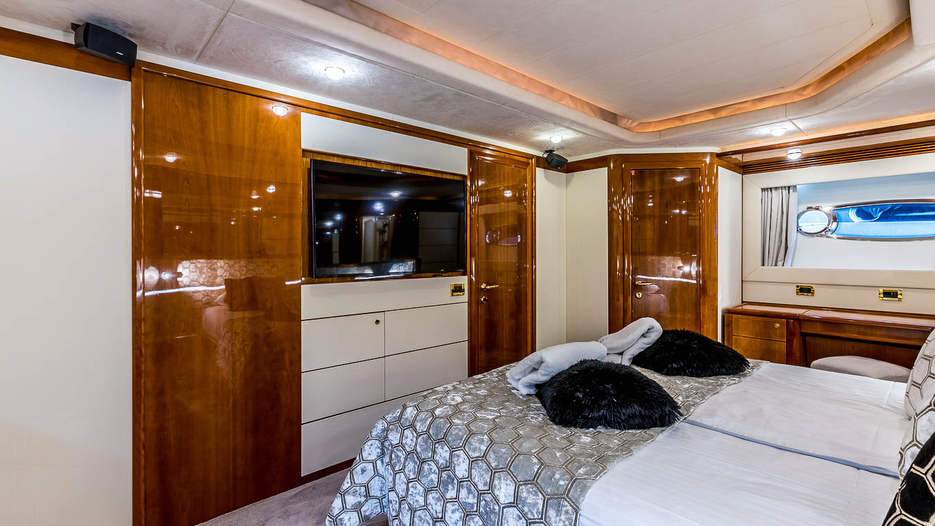 Photo #18 - Ferretti Yachts 880 - 4. cab (Miss Katarina) en Trogir - 43434
