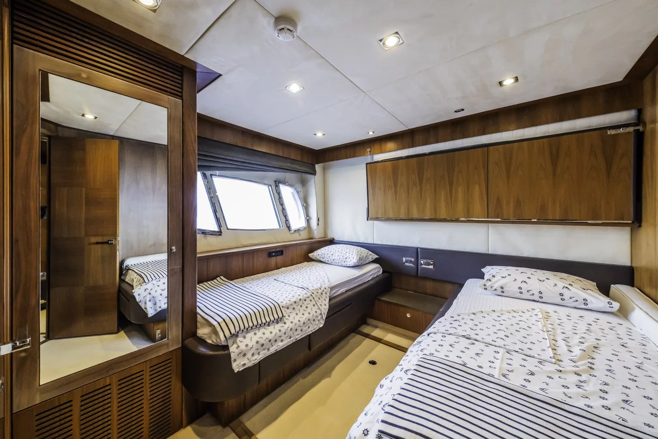 Sunseeker Yacht 86 (The Best Way)  - 22