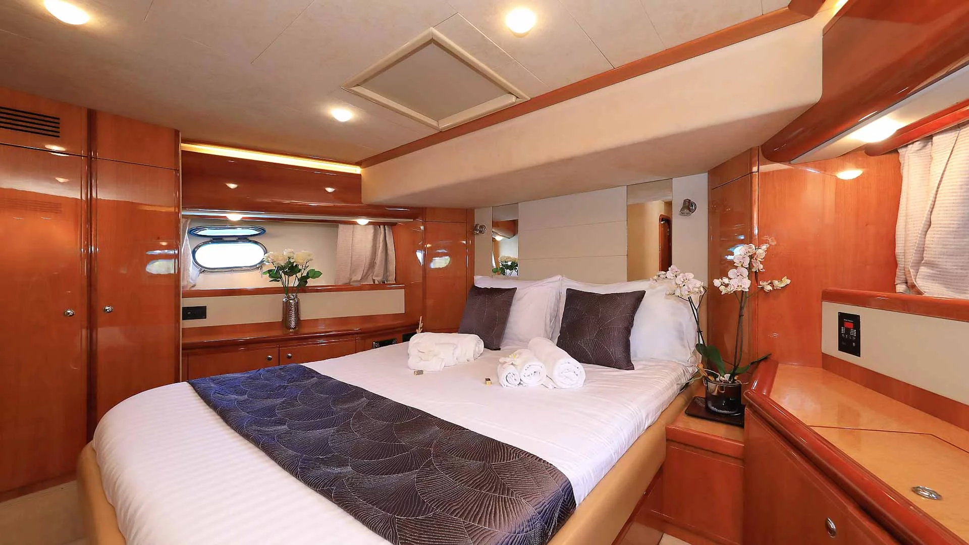 Ferretti Yachts 760 (Quo Vadis I)  - 16