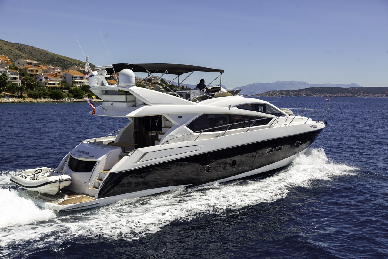 Photo #2 - Sunseeker Manhattan 63 (2 Drunk) in Trogir - 43443