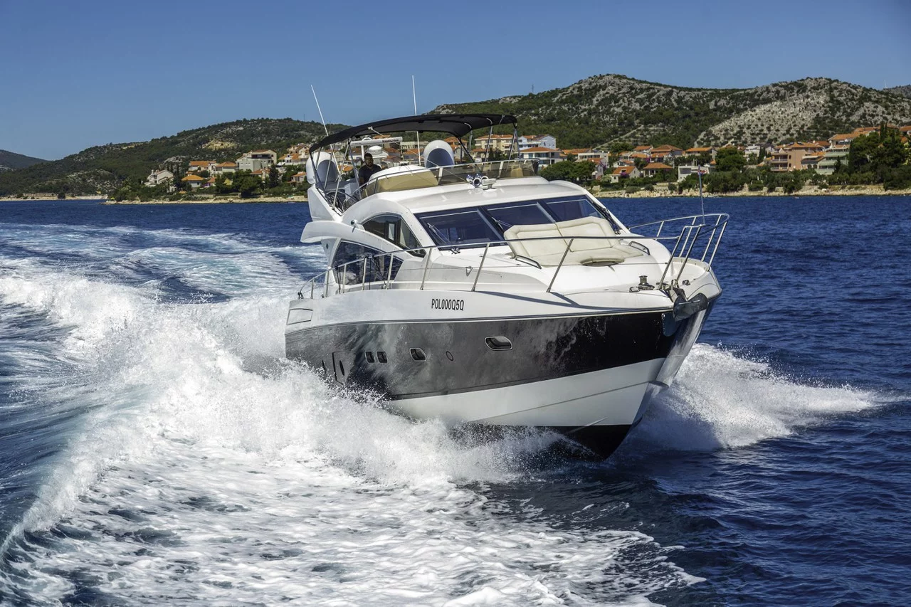 Sunseeker Manhattan 63 (2 Drunk)  - 2
