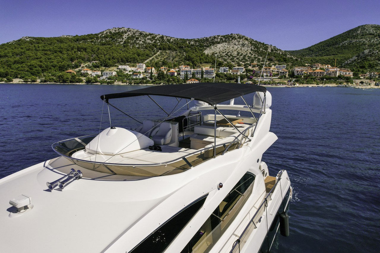 Photo #8 - Sunseeker Manhattan 63 (2 Drunk) in Trogir - 43443