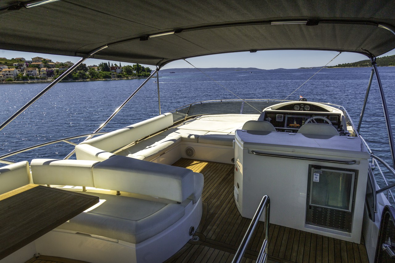 Photo #10 - Sunseeker Manhattan 63 (2 Drunk) in Trogir - 43443