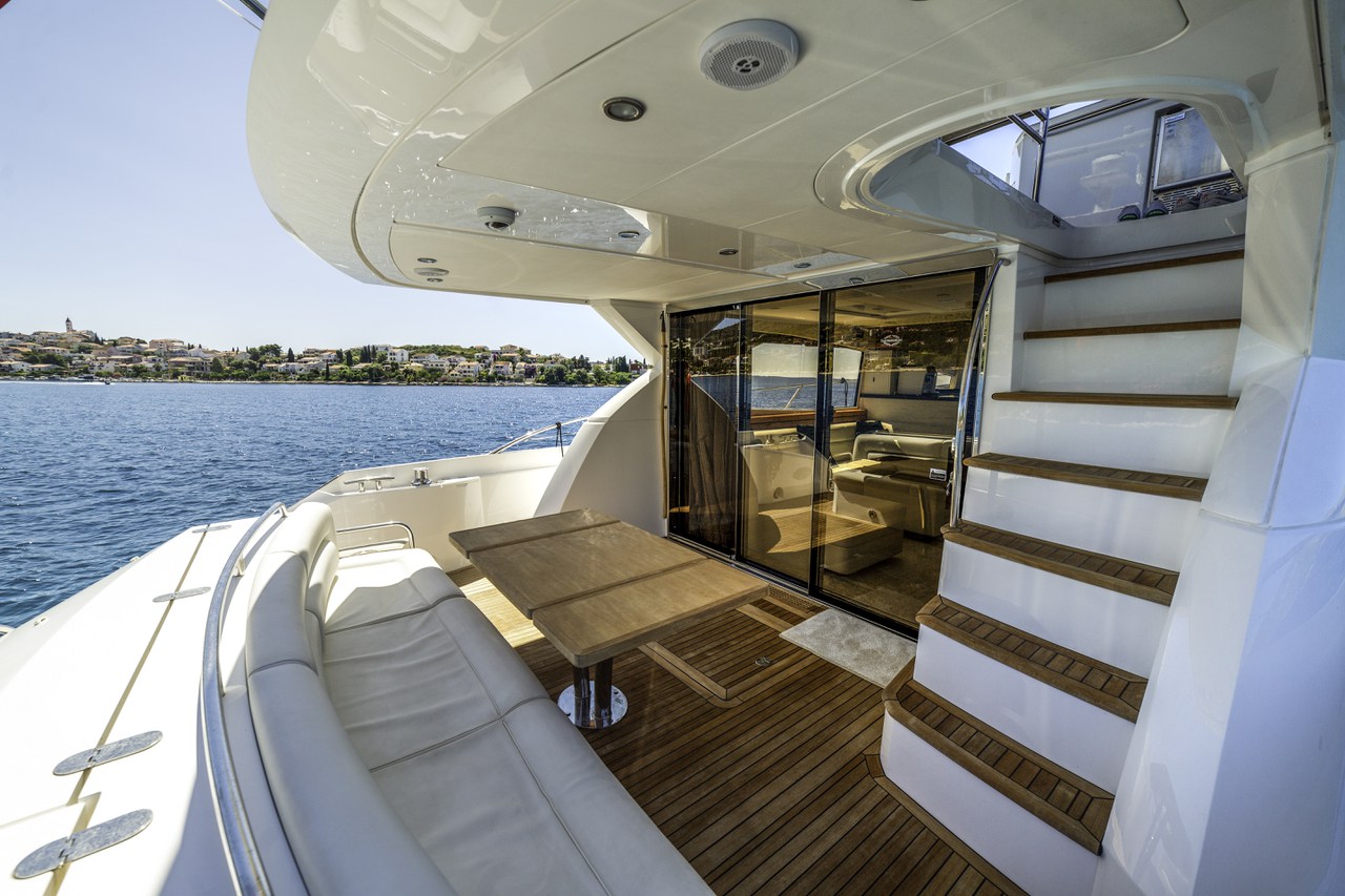 Photo #12 - Sunseeker Manhattan 63 (2 Drunk) in Trogir - 43443