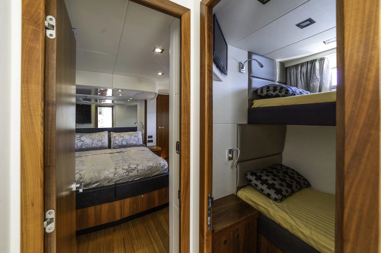 Sunseeker Manhattan 63 (2 Drunk)  - 17