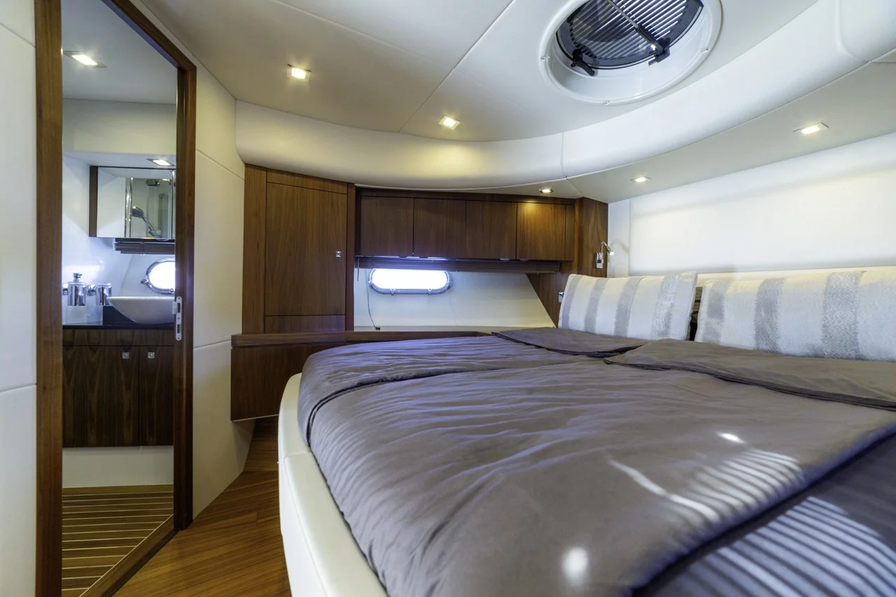 Sunseeker Manhattan 63 (2 Drunk)  - 19