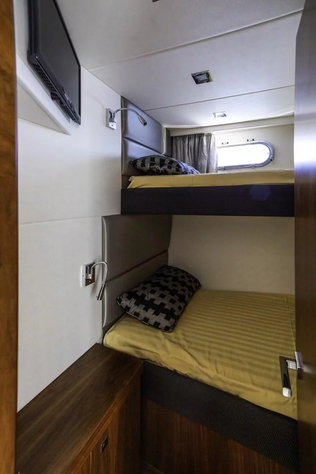 Sunseeker Manhattan 63 (2 Drunk)  - 21