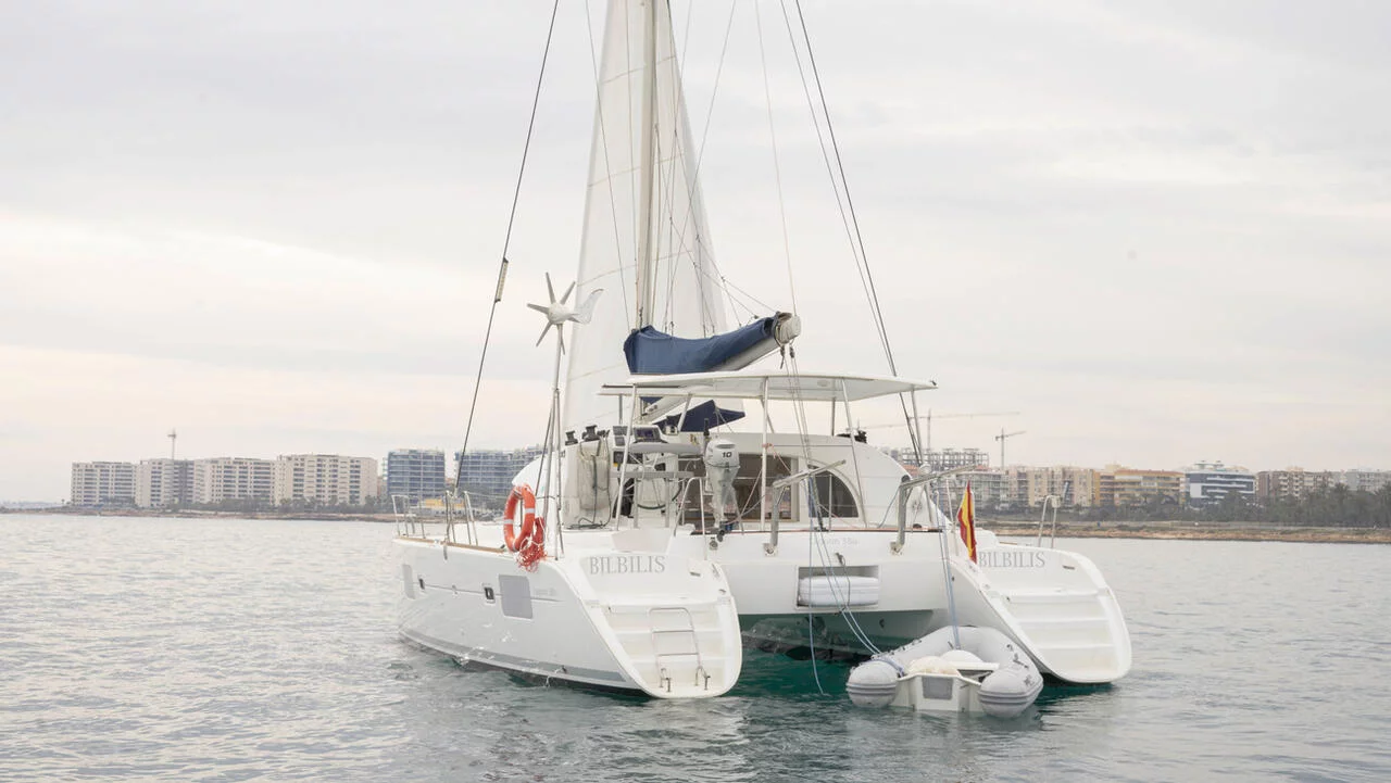 Lagoon 380 - 4 + 2 cab. (Bilbilis)  - 10