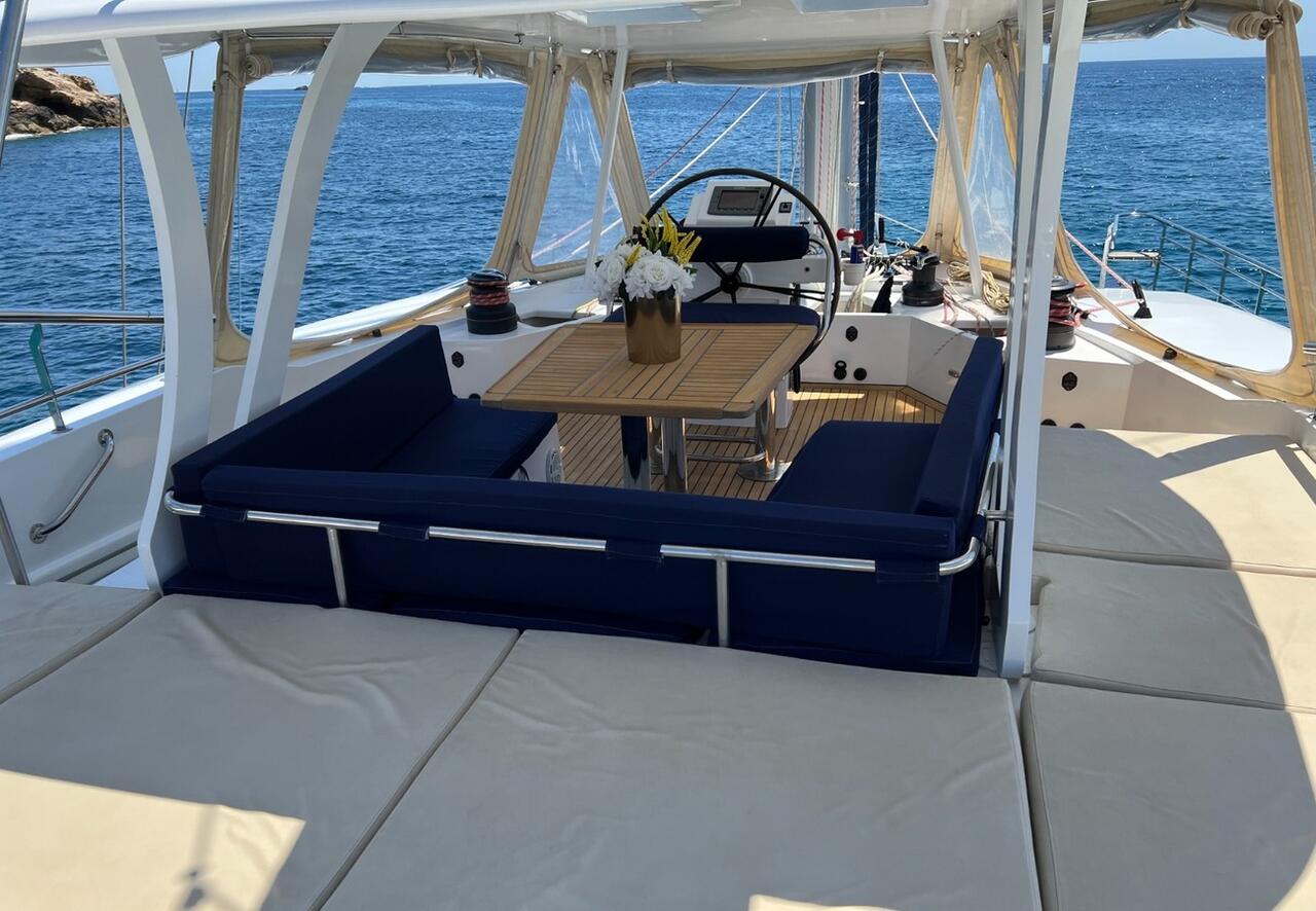 Photo #8 - Sunreef 62 - 4 + 2 cab. (Tekila) in Talamanca - 43455