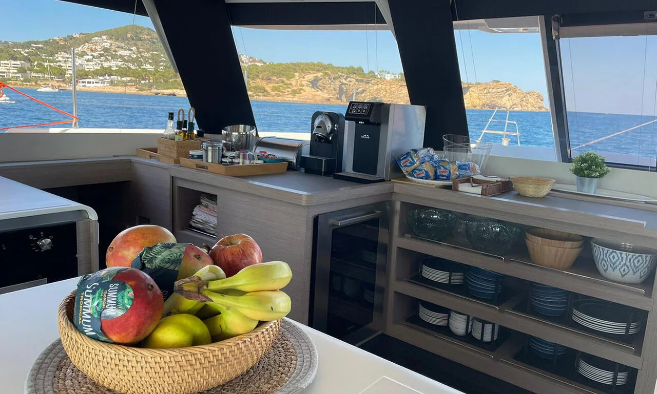 Fountaine Pajot Alegria 67 - 5 cab. (Chiloe)  - 16