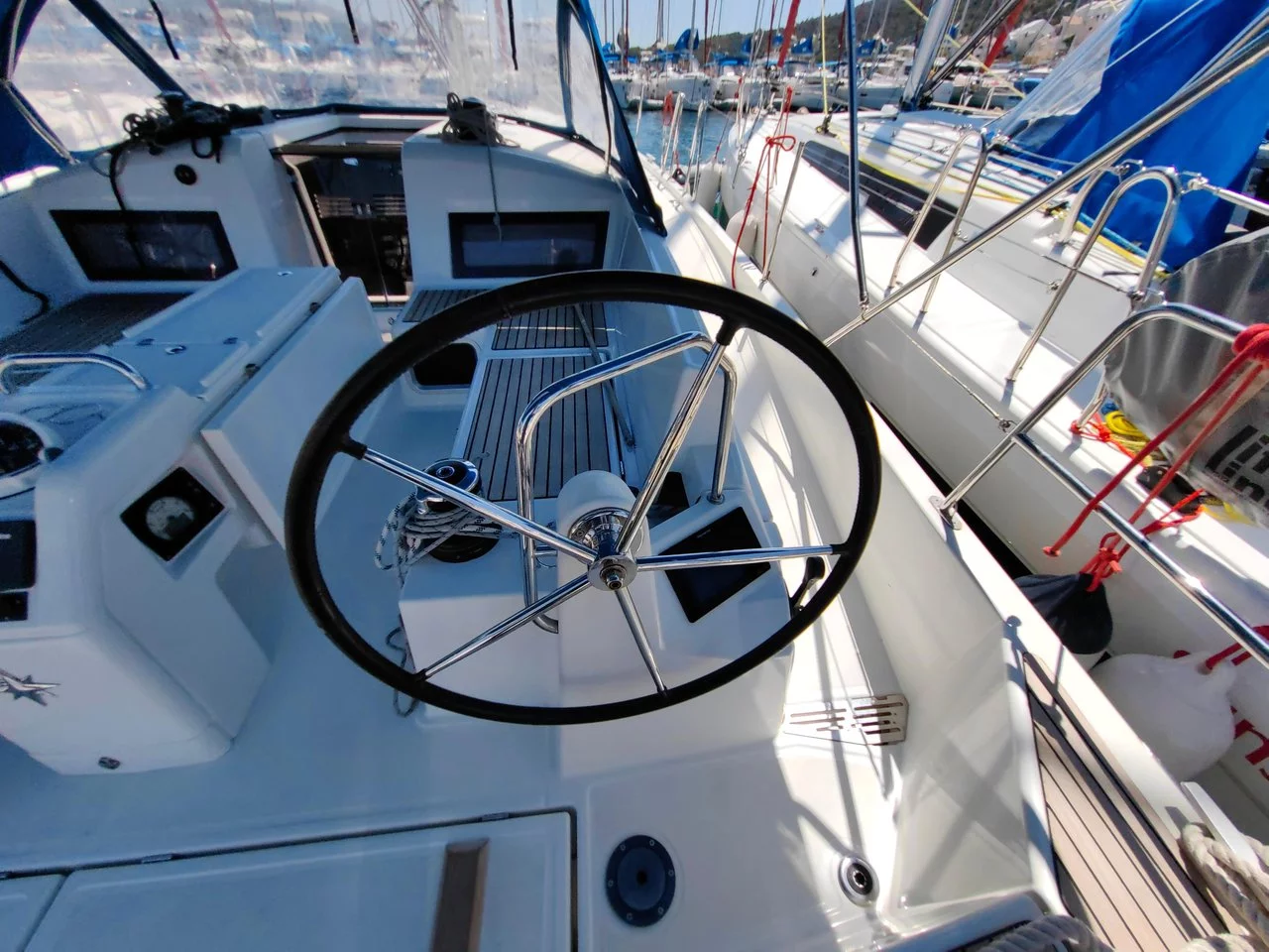 Sun Odyssey 440 (Milky Way)  - 5