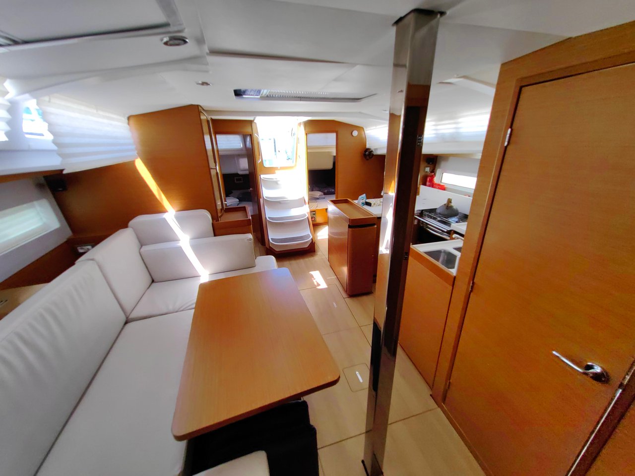 Photo #10 - Sun Odyssey 440 (Milky Way) in Pula - 43458