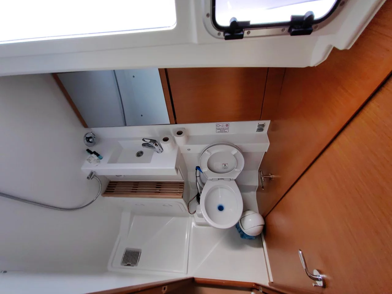 Sun Odyssey 440 (Milky Way)  - 21