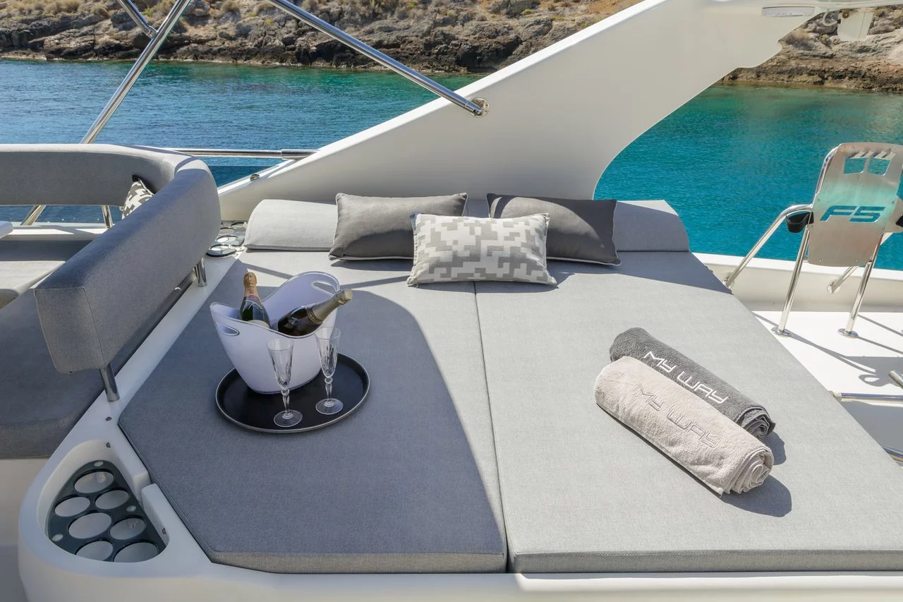 Ferretti Yachts 720 (My Way)  - 14