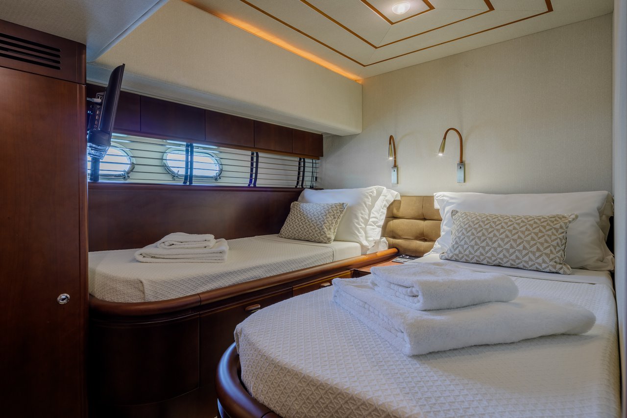 Photo #29 - Ferretti Yachts 720 (My Way) in Atene - 43463