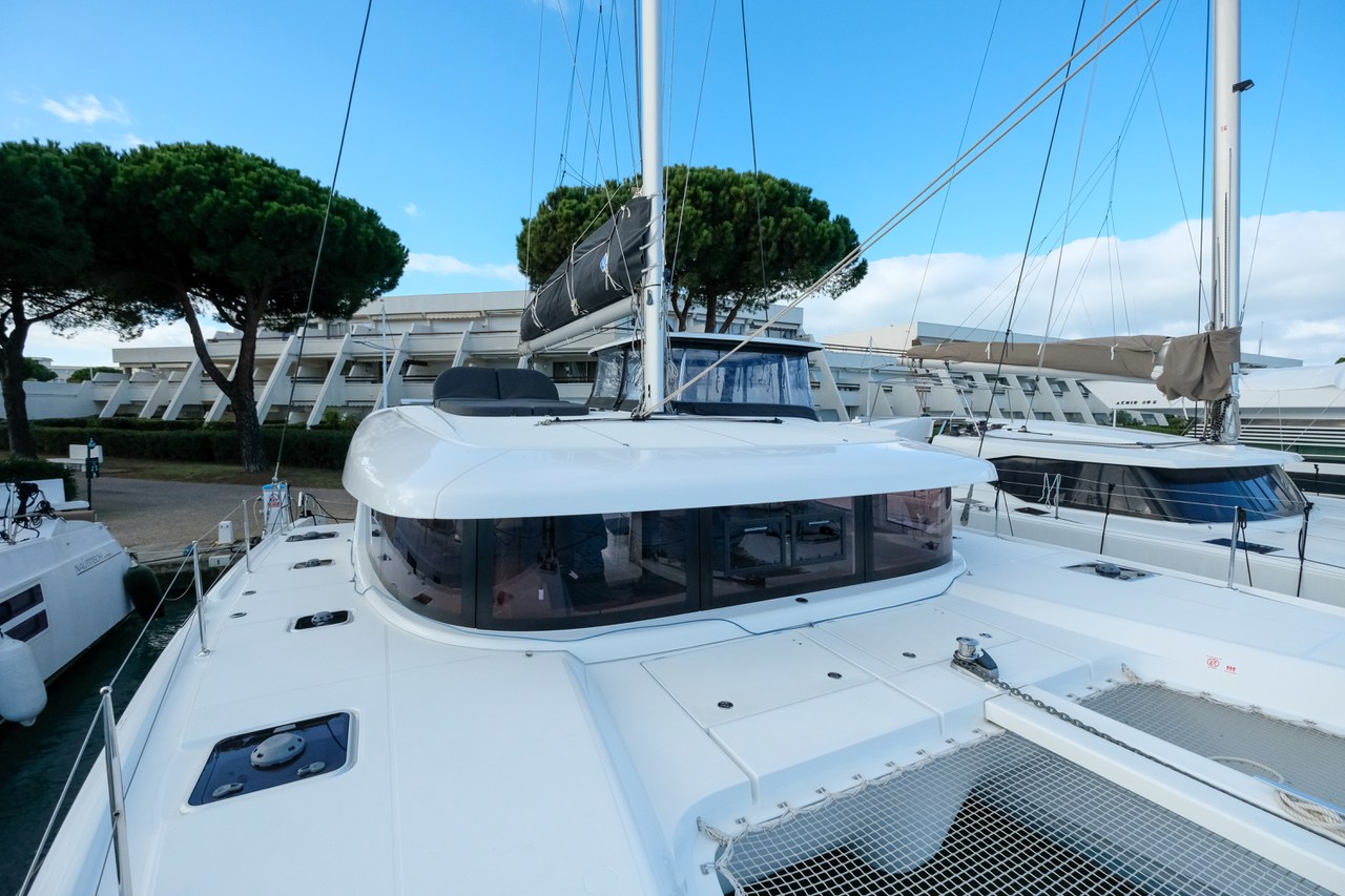 Photo #6 - Lagoon 42 - 4 + 1 cab. (White Chadal) in Heiliger Raphael - 43465