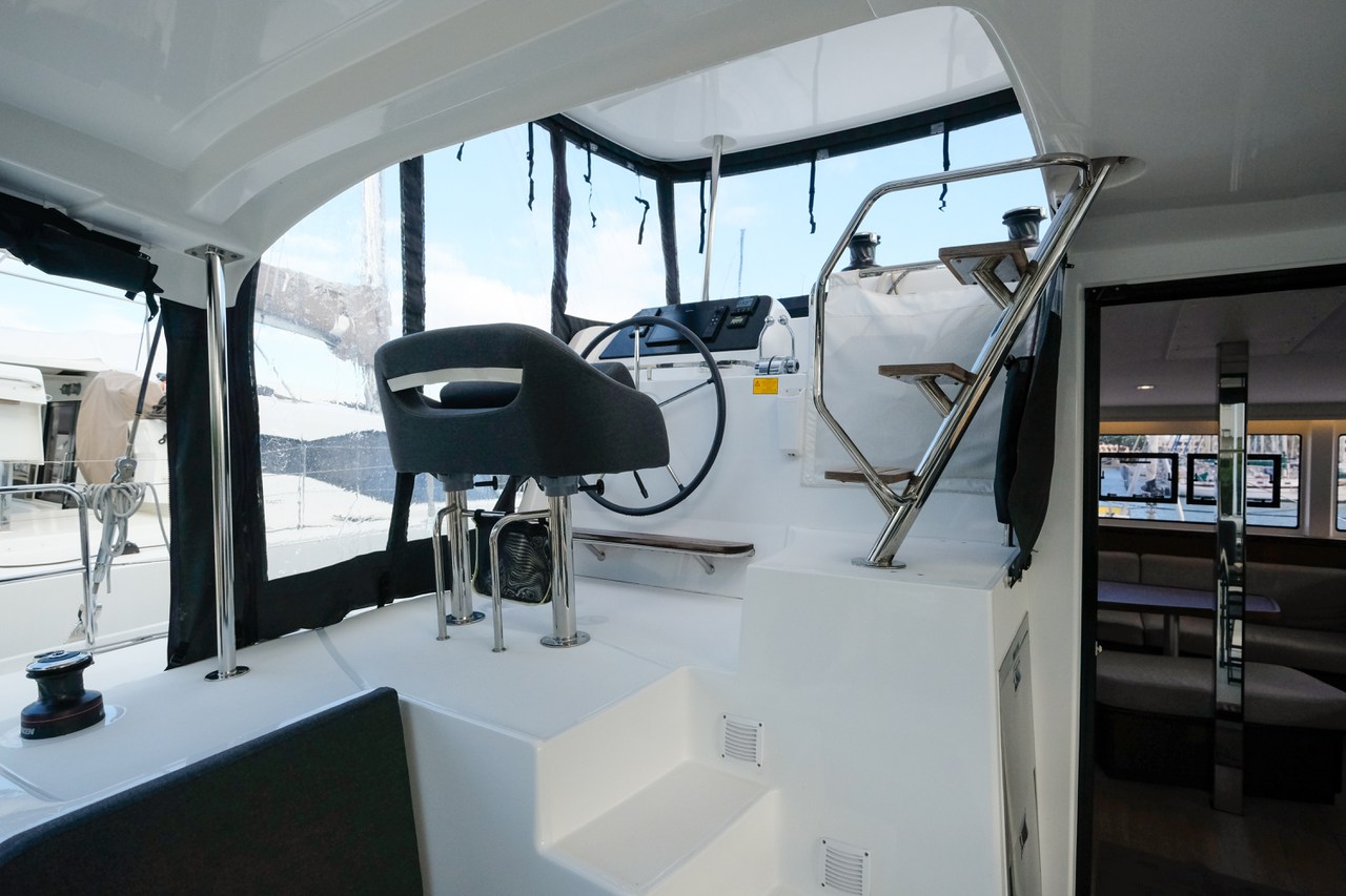 Photo #7 - Lagoon 42 - 4 + 1 cab. (White Chadal) in Heiliger Raphael - 43465