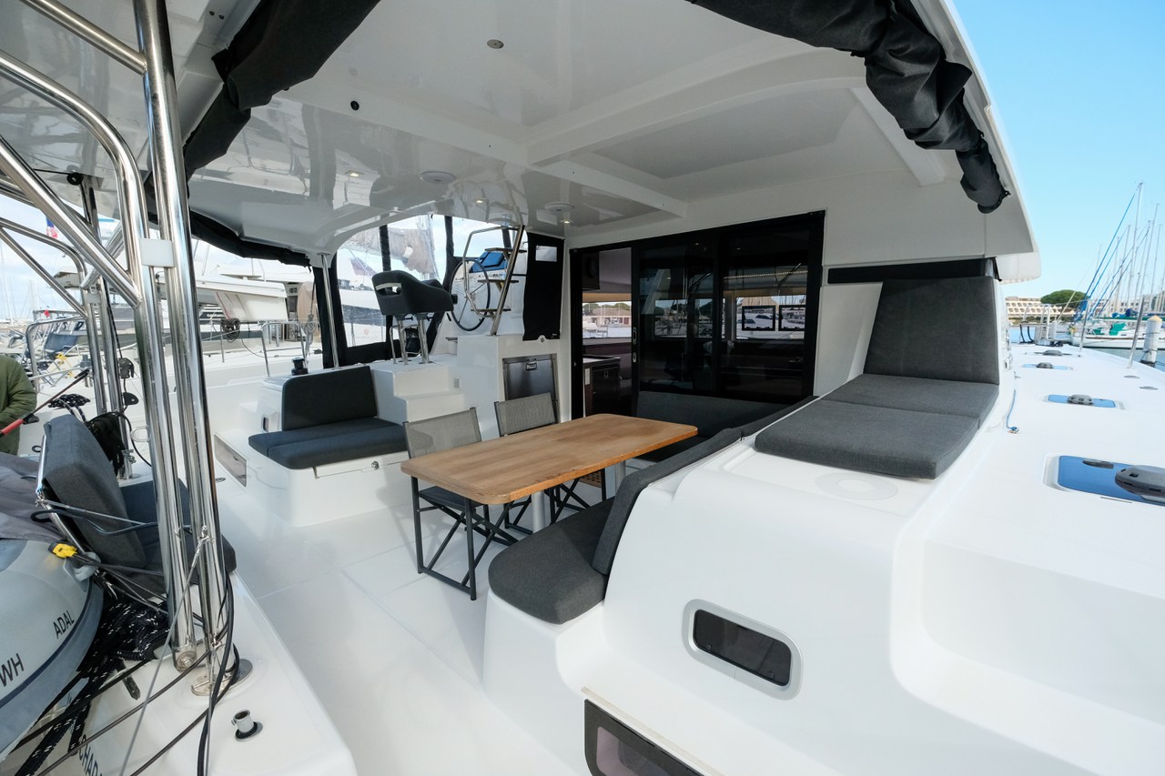 Photo #10 - Lagoon 42 - 4 + 1 cab. (White Chadal) in Heiliger Raphael - 43465
