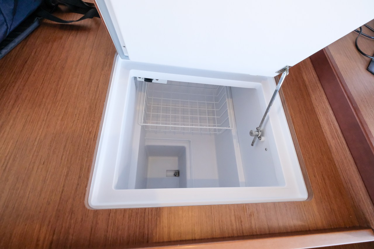 Photo #21 - Lagoon 42 - 4 + 1 cab. (White Chadal) in Heiliger Raphael - 43465