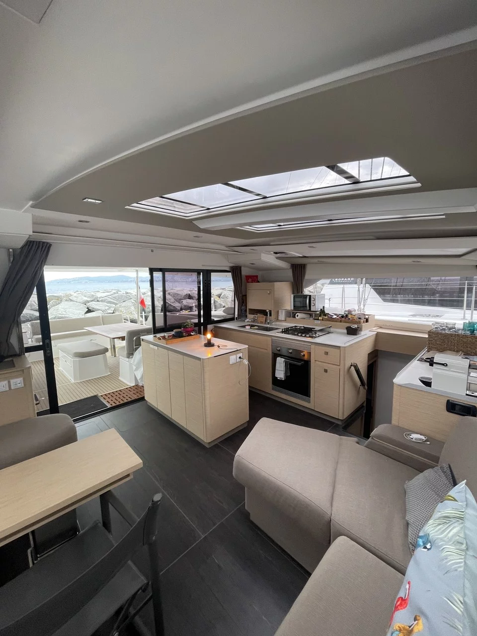 Fountaine Pajot Aura 51 - 5 + 1 cab. (Eleonore et les Garcons)  - 10