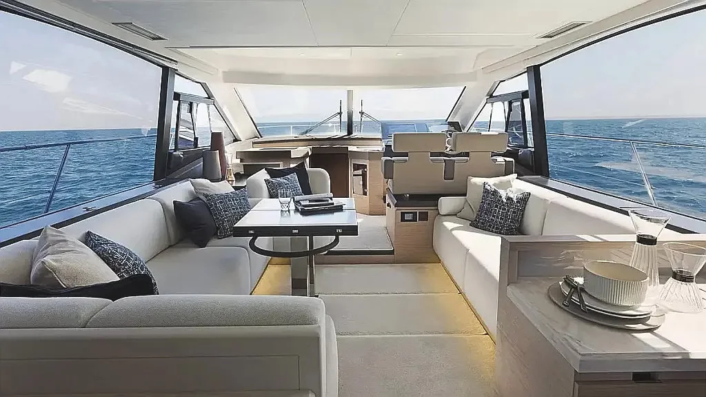Monte Carlo 52 (Nora)  - 16
