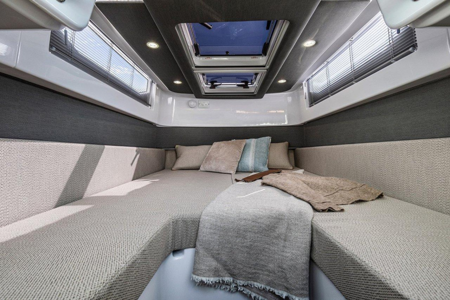 Photo #16 - Axopar 37 XC Cross Cabin (NN) in Drage - 43474