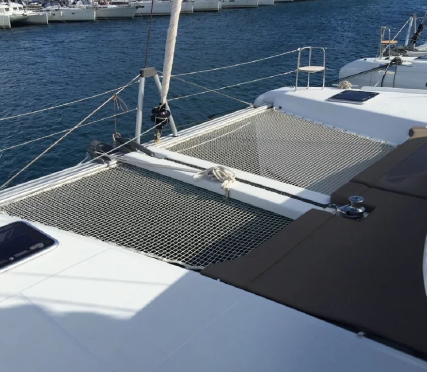 Lagoon 42 - 4 + 2 cab. (Iris II)  - 3