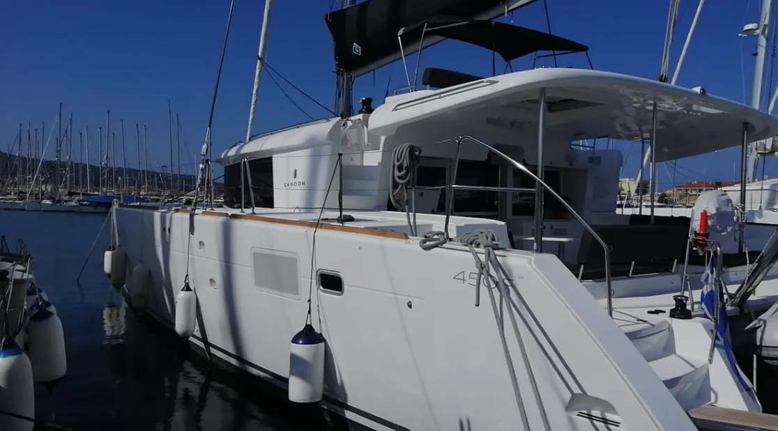 Photo #3 - Lagoon 450 F - 4 + 2 cab. (Endurance) in Lefkada - 43478
