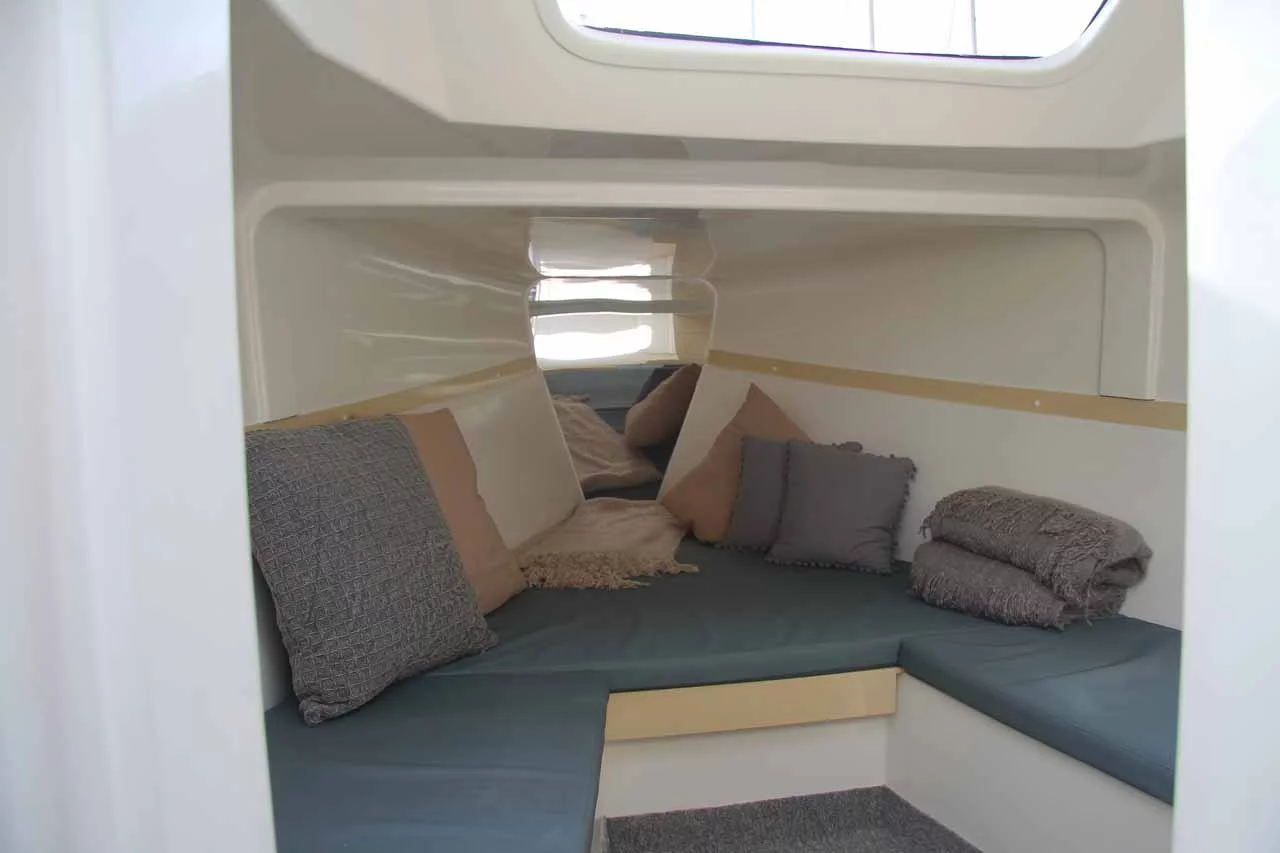 Nuva M6 Cabin (No Name)  - 13