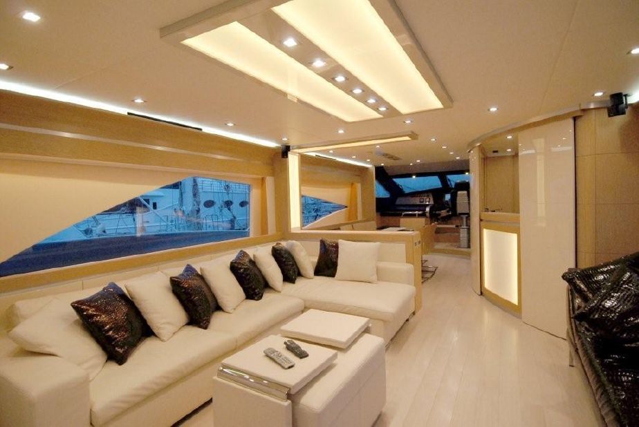 Photo #5 - Dominator 780S Deluxe (Why Not) in Athen - 43486