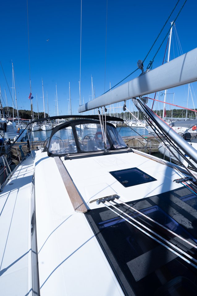 Photo #8 - Dufour 460 GL (Cygnus) in Pula - 43490