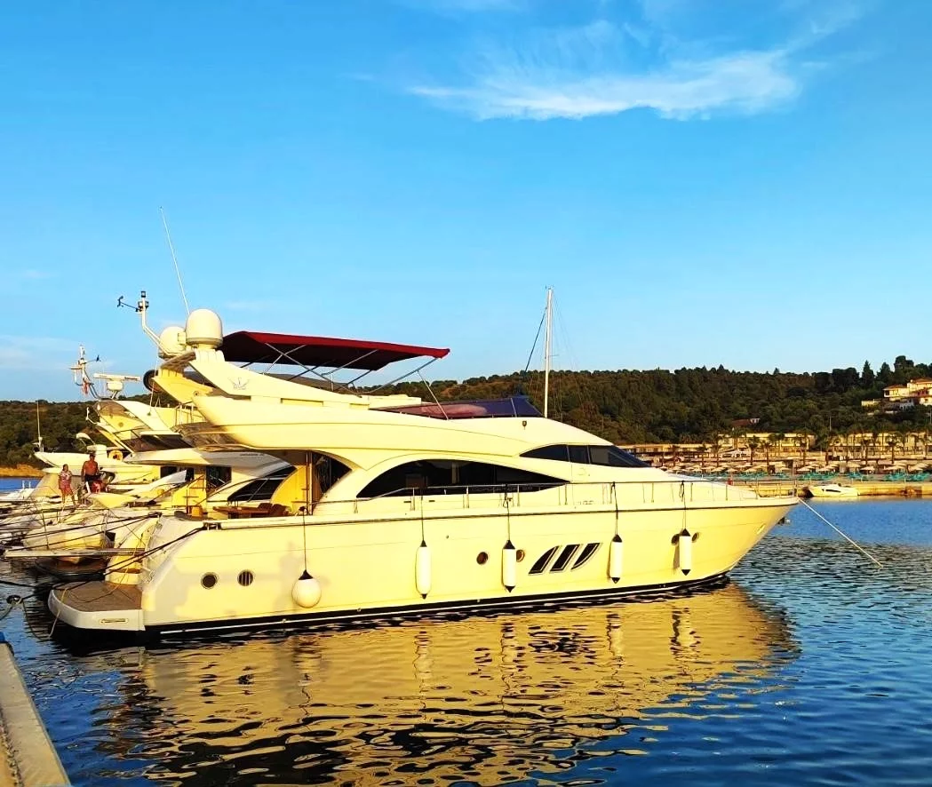 Dominator 62 S (Carmen)  - 1