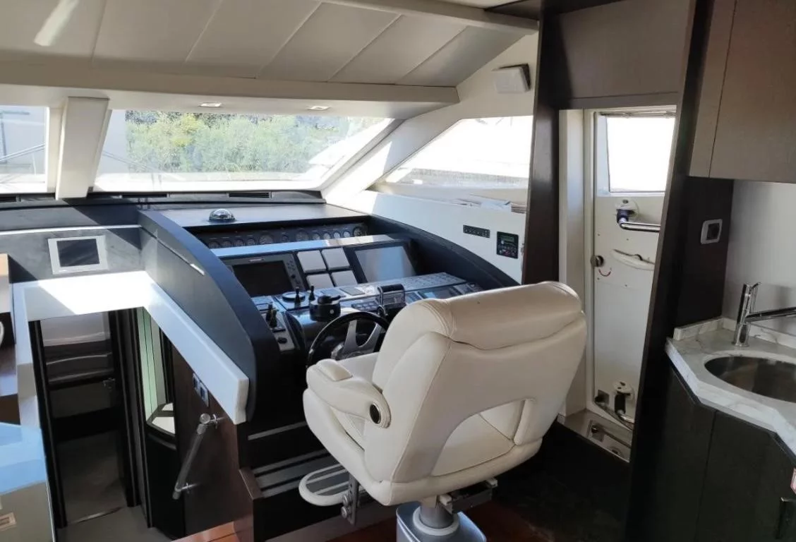 Dominator 62 S (Carmen)  - 14