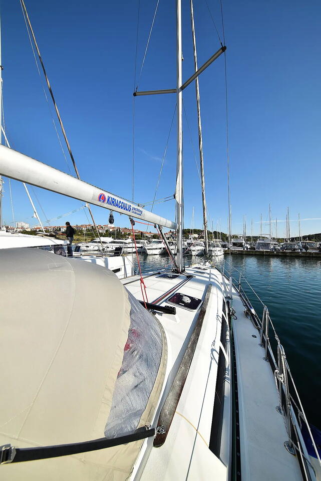 Photo #5 - Sun Odyssey 44i (ECONOMY) en Pula - 43535