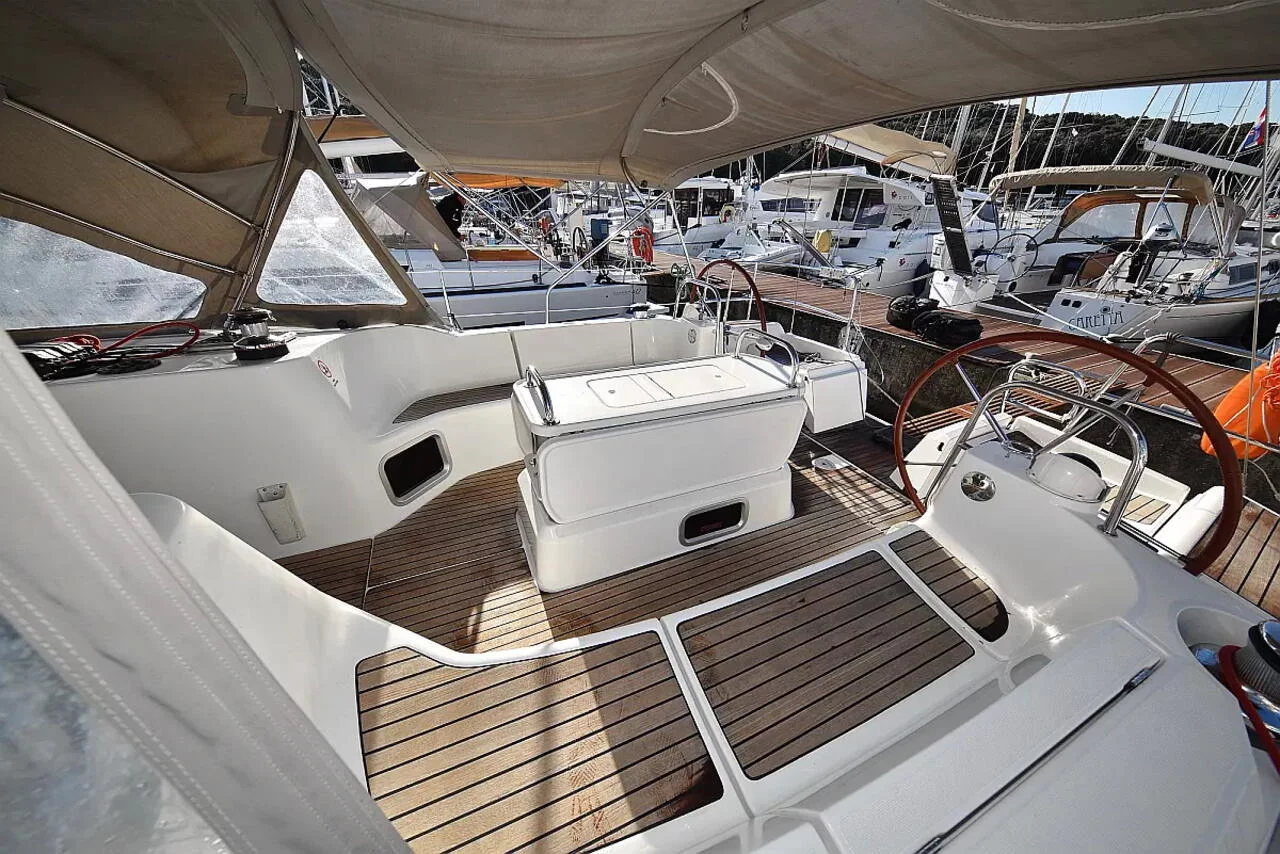 Sun Odyssey 44i (ECONOMY)  - 7