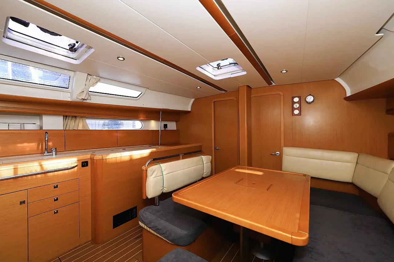 Photo #12 - Sun Odyssey 44i (ECONOMY) en Pula - 43535