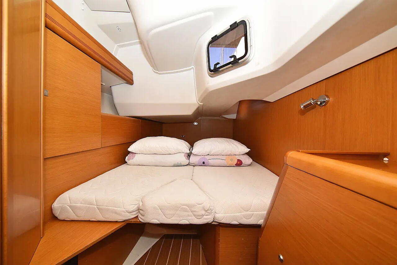 Photo #13 - Sun Odyssey 44i (ECONOMY) en Pula - 43535