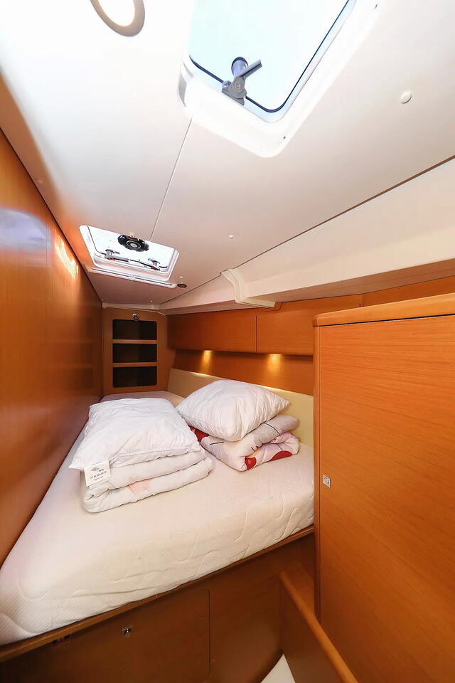 Photo #15 - Sun Odyssey 44i (ECONOMY) en Pula - 43535