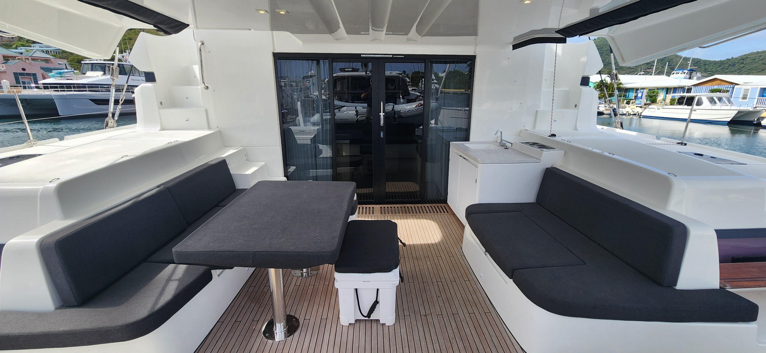 Photo #9 - Lagoon 51 OW - 4 + 1 cab. (Moondance) in Nanny Cay - 43536