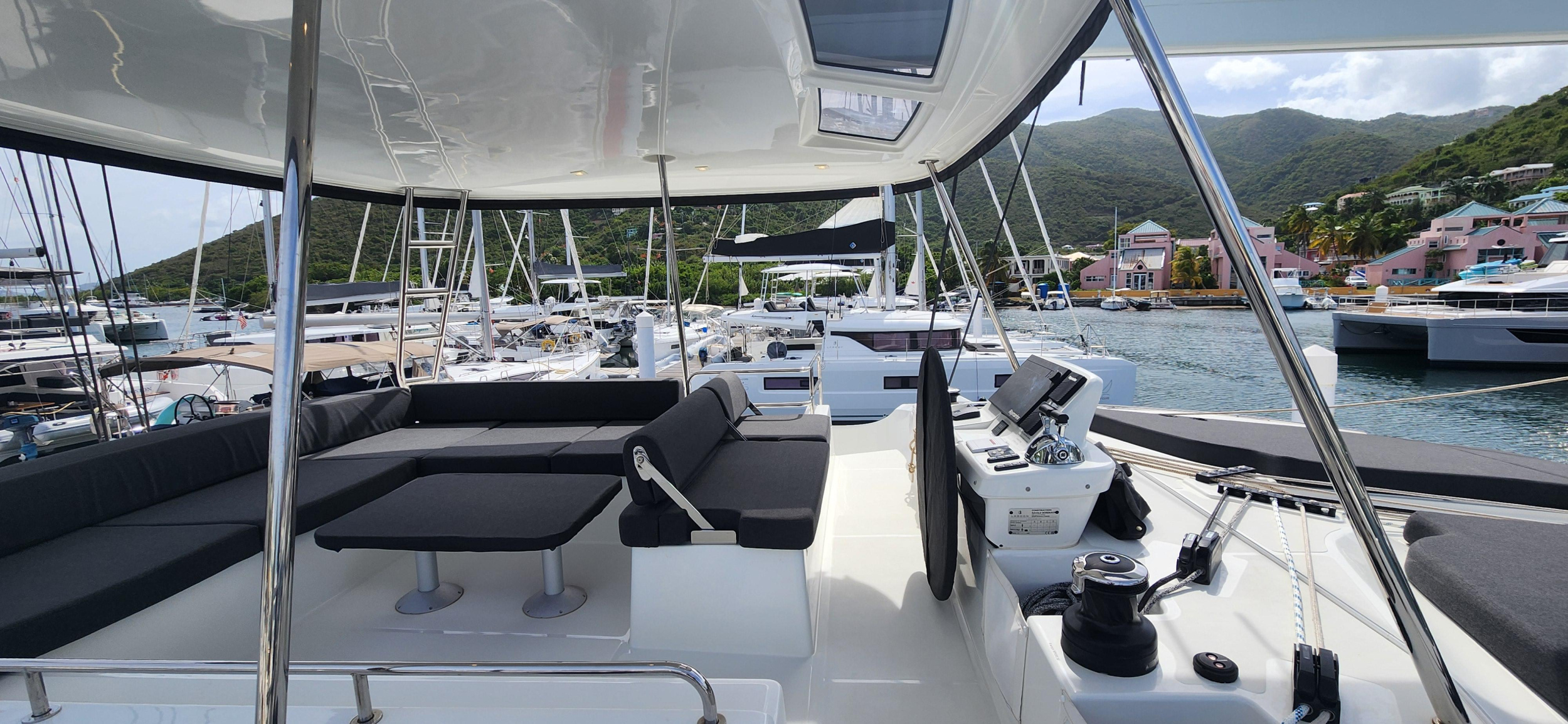 Photo #11 - Lagoon 51 OW - 4 + 1 cab. (Moondance) in Nanny Cay - 43536